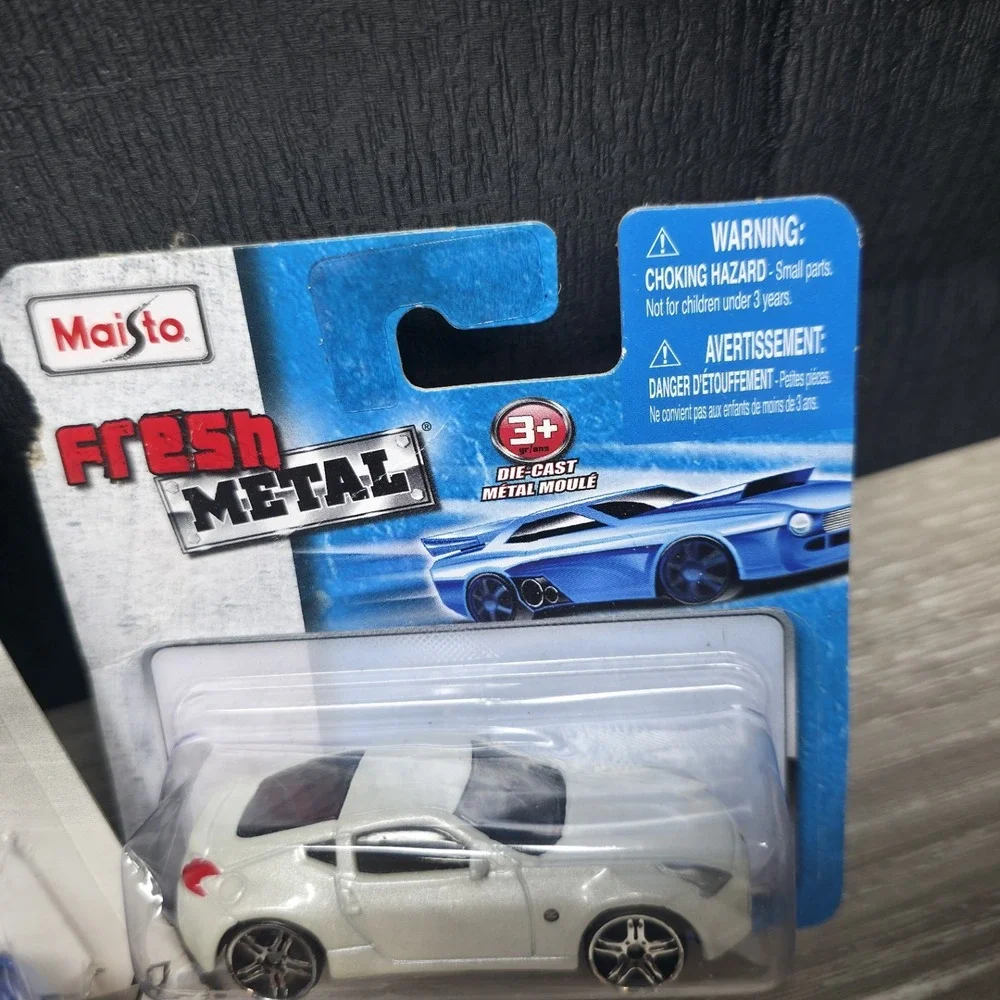 Nissan Diecast Lot Of 3 - 2 Maisto Nissan 300TT/1 Majorette Limited Edition GT-R